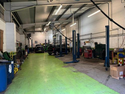 unit 2 & car showroom, White Lund Industrial Estate, Fellgate, Morecambe, LA3