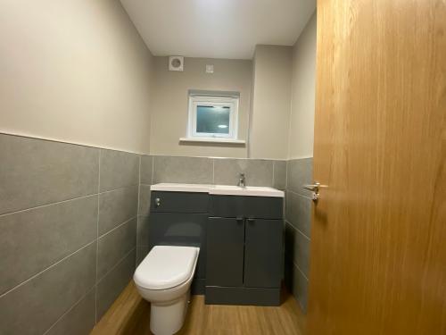 11 Kings Court, Harwood Road, Horsham, RH13
