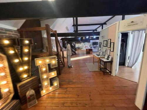 The Hop Farm, Maidstone Road, Paddock Wood, Tonbridge, TN12
