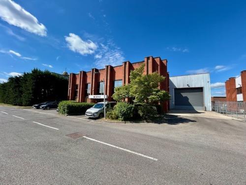 Unit E Kennetside, Bone Lane, Newbury, RG14