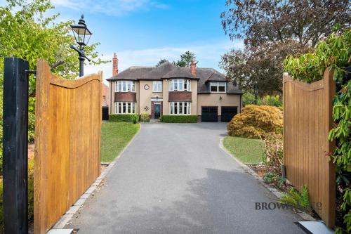 High View, 76 Bigsby Road, Retford, DN22