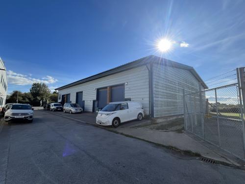 27, Shoreham Airport, Cecil Pashley Way, Shoreham-By-Sea, BN43