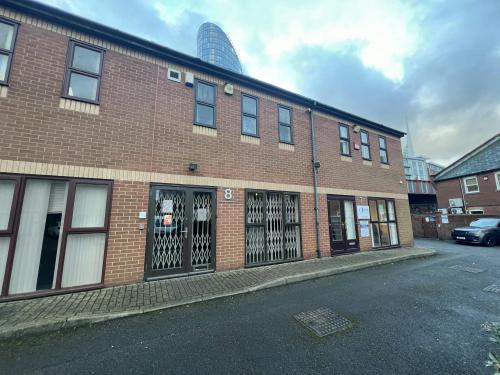 7 St, Georges Business Centre, St Georges Square, Portsmouth, PO1