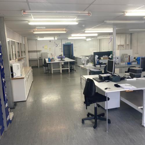Unit 9-11, Apex Business Centre, Boscombe Road, Dunstable, LU5