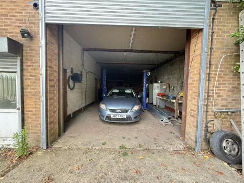 Unit 2, 87 Fengate, Peterborough, PE1