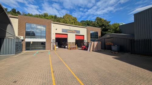 Units 3 & 4, 188-194 Empress Road, Southampton, SO14