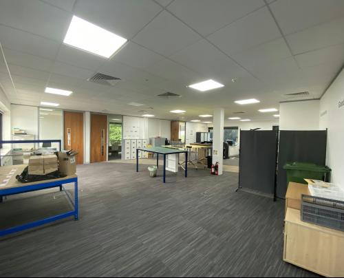 Unit 7 Airport West, Airport West, Harrogate Road, Yeadon, Leeds, LS19