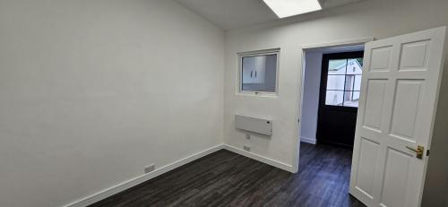 Unit 17 Green Farm, Fritwell, Bicester, OX27
