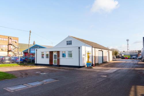Leicester Road, Lutterworth, LE17