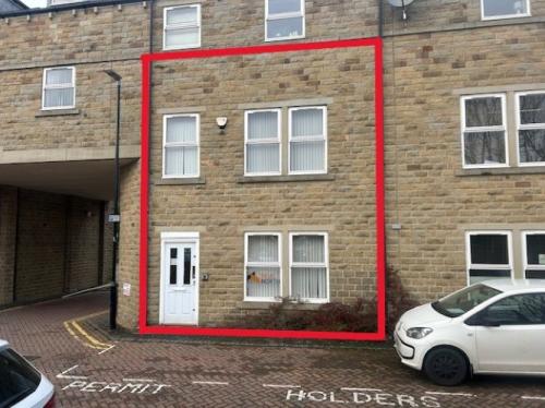 15 Springfield Court, Guiseley, Leeds, LS20