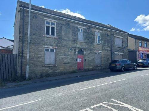 Former Prince of Wales Public House, 457 Allerton Road, Bradford, BD15