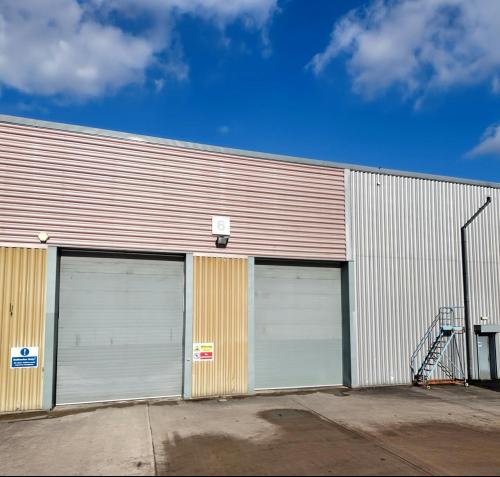 Unit 6, Rhodes Business Park, Manchester Old Road, Manchester, M24