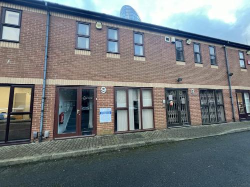 9 St, Georges Business Centre, St Georges Square, Portsmouth, PO1
