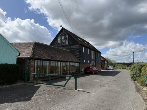 The Barn & Wagon Lodge,, Court Lodge Farm, Maidstone, ME15