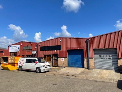 Unit 4, Longshot Industrial Estate, Bracknell, RG12
