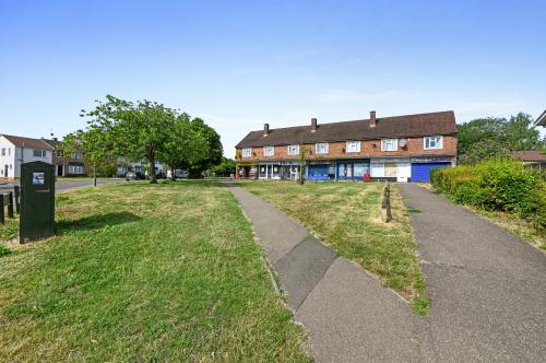 39-51 Elizabeth Road, Bishops Stortford, CM23