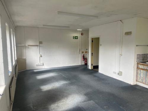 Unit 8, Forest Park Business Units, Bracknell, RG12