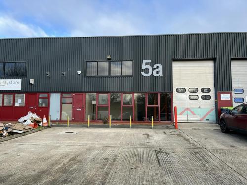 Unit 5A, Rabans Lane Industrial Estate, Bessemer Crescent, Aylesbury, HP19