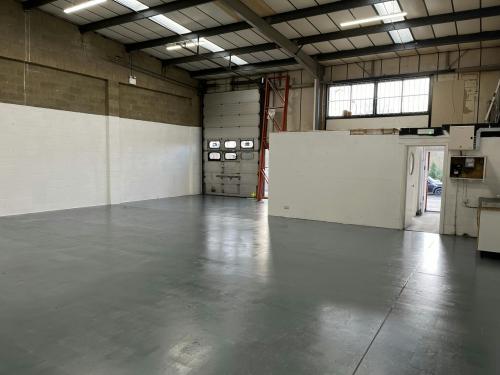 Unit 5A, Rabans Lane Industrial Estate, Bessemer Crescent, Aylesbury, HP19