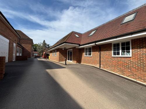 Ashurst Lodge, Lyndhurst Road, Lyndhurst, Ashurst, SO40