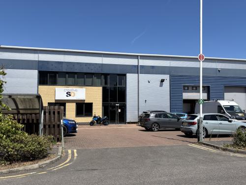 Unit 8, 16 Baynes Place, Chelmsford, CM1