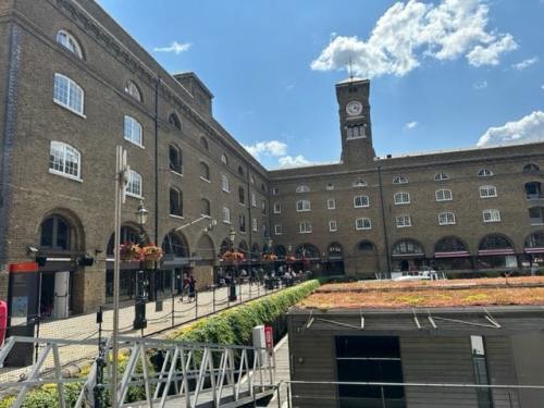 Ivory House, St Katharine Docks, London, E1W