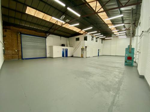 Unit M, Kingsway Industrial Estate, Luton, LU1
