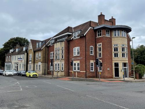 34 Bell Street, Reigate, RH2