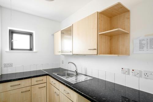 Universal House, 88-94 Wentworth Street, Spitalfields, London, E1