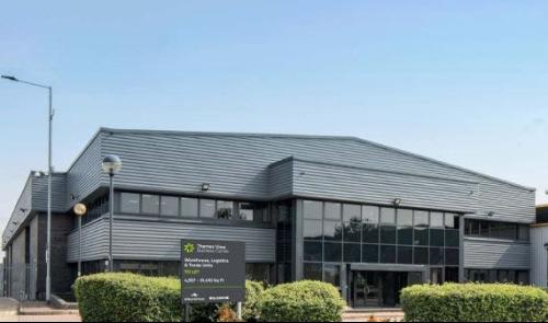 Unit B1 Thames View Business Centre, Fairview Industrial Estate, Barlow Way, Rainham, RM13