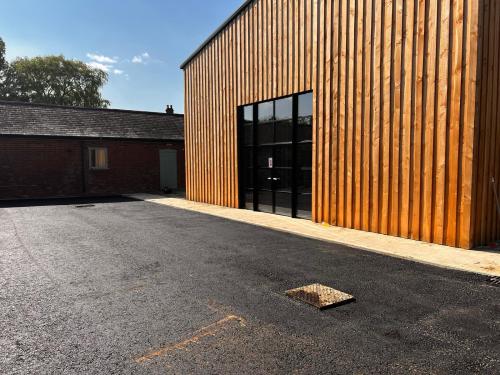 Unit 4 Hermitage Works, Desborough Road, Market Harborough, LE16