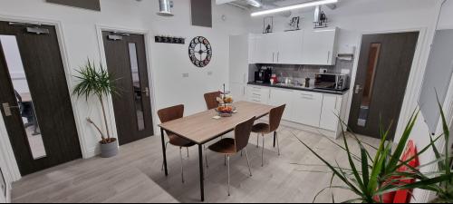 Unit 2B2, 9-15 Elthorne Road, Archway, London, N19