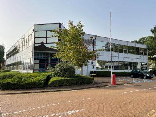 1 The Willows Mark Road, Maylands, Hemel Hempstead, HP2