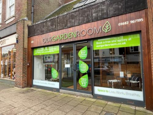 221 High Street, Northchurch, Berkhamsted, HP4