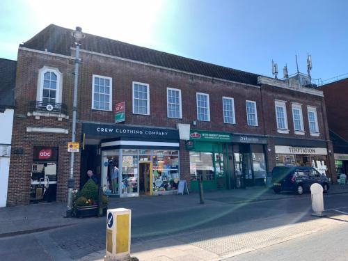 Saxon House, 211 High Street, Northchurch, Berkhamsted, HP4