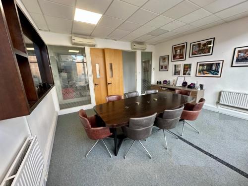 Saxon House, 211 High Street, Northchurch, Berkhamsted, HP4