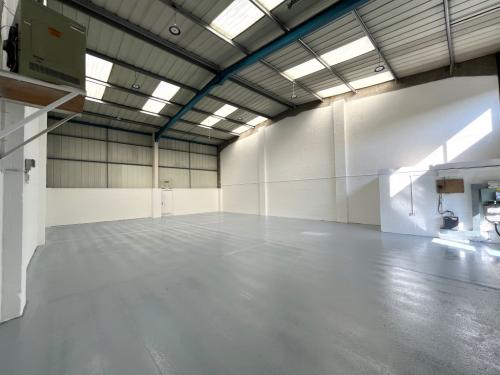 13 Kings Park Industrial Estate, Primrose Hill, Kings Langley, WD4