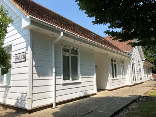The Pavilion Ashlyns Hall, Chesham Road, Berkhamsted, HP4