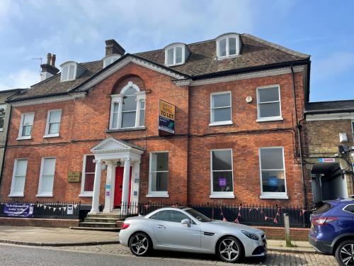 First Floor, Room L1, 111-113 High Street, Berkhamsted, HP4