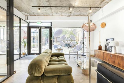 161-165 Kingsland Road, Hoxton, London, E2