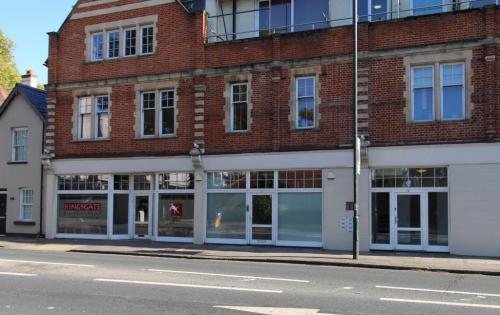 7 Parkgate House, Hampton Court Road, Hampton Wick, Kingston Upon Thames, KT1