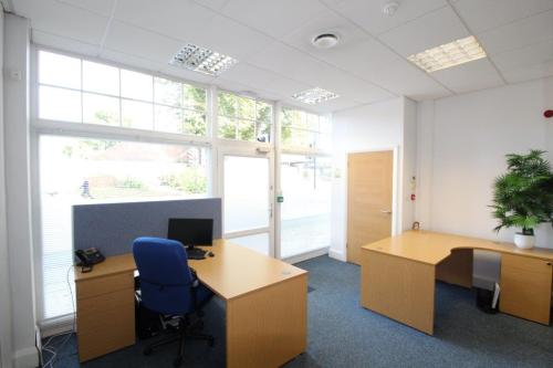 7 Parkgate House, Hampton Court Road, Hampton Wick, Kingston Upon Thames, KT1