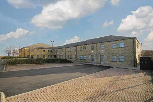 Feast Field, Feast Field, Horsforth, Leeds, LS18