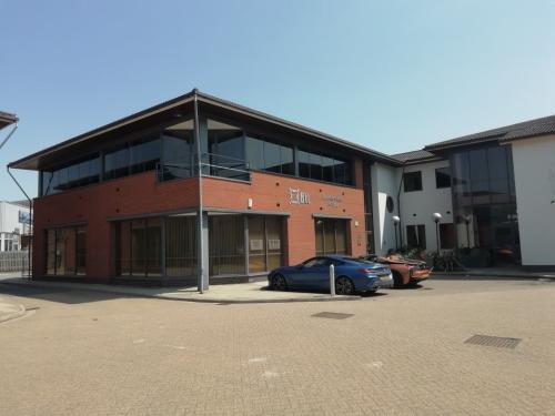 Unit 3 Berners-lee House, E-centre, Easthampstead Rd, Bracknell, RG12