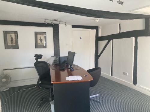 2 The Courtyard, Denmark Street, Wokingham, RG40