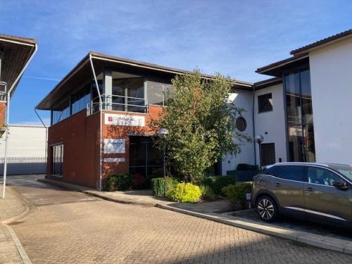 1, E-centre, Easthampstead Road, Bracknell, RG12