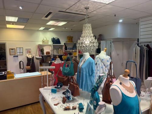 Unit 9, Angel Walk Shopping Centre, Tonbridge, TN9
