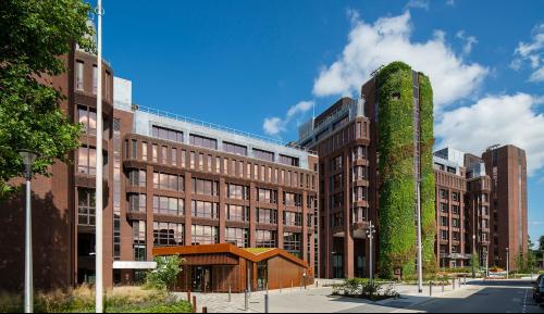 Dukes Court, Duke Street, Woking, GU21