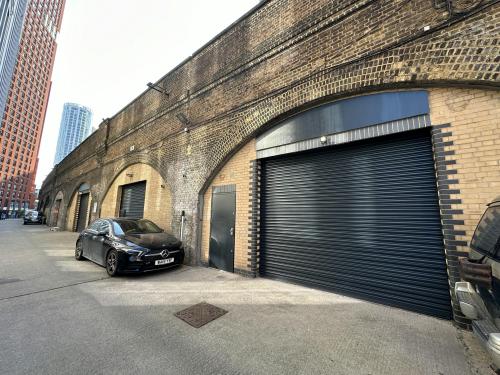 Arches 27-30, Miles Street, Vauxhall, London, SW8