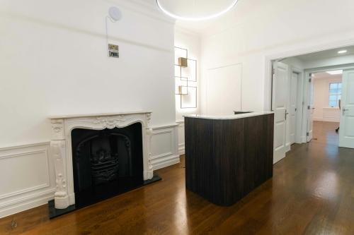27 Grosvenor Street, Mayfair, London, W1K